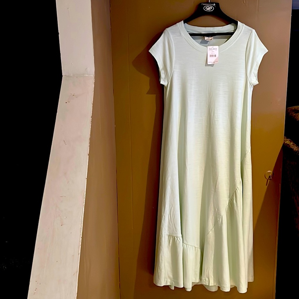 Free People Beach Maxi Dress in Sage Green Sz S. NEW